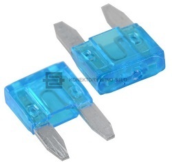 Autopojistka rozměru MINI