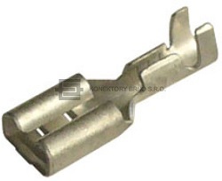 Plochá dutinka 6.3x0.8mm se zpětným zobáčkem pro uchycení v krytu. Provedení předrolované pro snazší lisování.